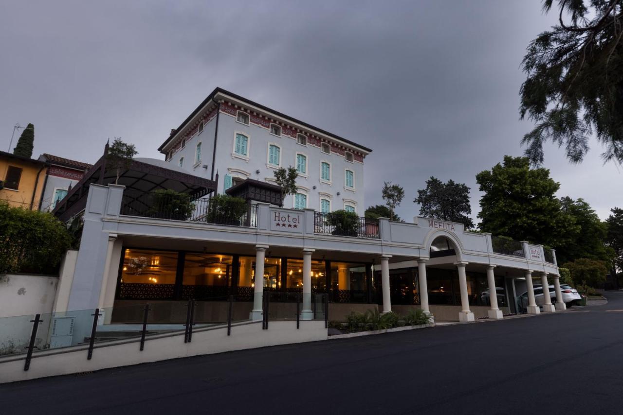 Gardone Palace Hotel Гардоне Ривьера Экстерьер фото